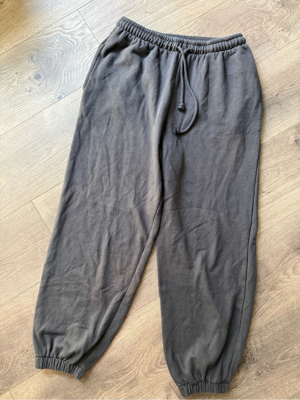American Eagle Outfitters Women’s Charcoal Jogger Sweatpants